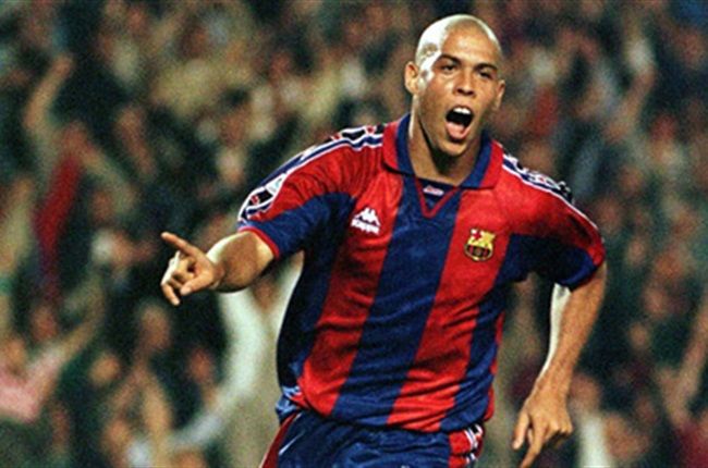 Lionel Messi Doesn't Want Watches, Ronaldo de Lima Did What?