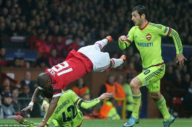 Paul Scholes Rips Into Ashley Young's Diving Antics