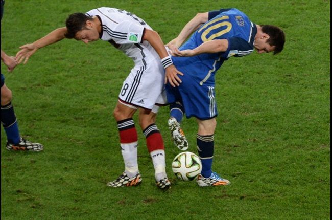 Mesut Ozil Overtakes Lionel Messi In Assists Record