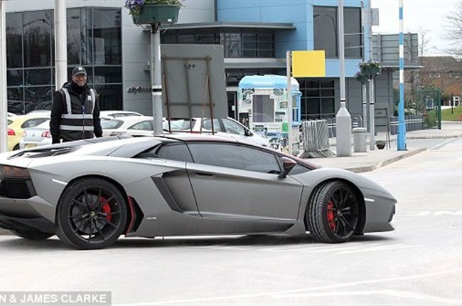 Nasri Spotted Out In Awesome Lamborghini