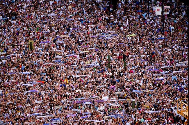 Gallery: Real Madrid Celebrate UEFA Champions League Title With Open-Top Bus Parade