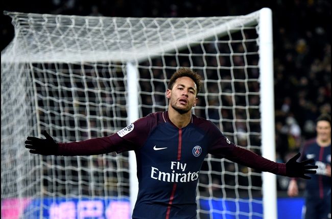 Neymar Shows Off New Bizarre Hairstyle