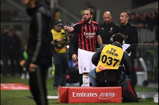 Gonzalo Higuain Breaks Silence On Red Card Meltdown