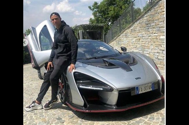 Cristiano Ronaldo Adds R13 Million McLaren Supercar Next To His R35 Million Bugatti