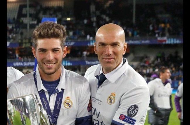 Algeria Boss Breaks Silence On Zidane Call-Up Reports