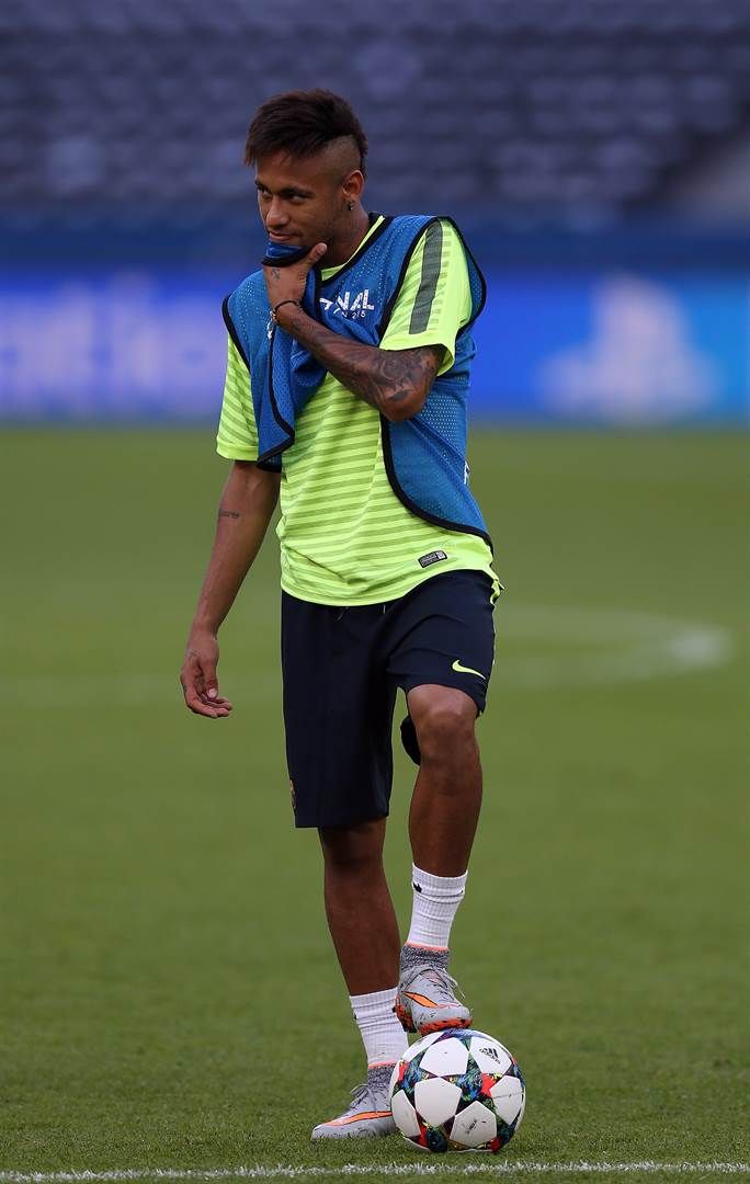 Neymar got into it with Nelson Semedo in training 