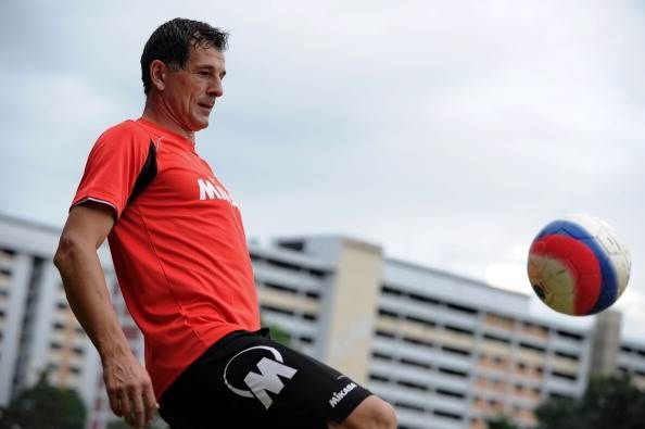 6. Aleksandar Duric (12 August 1970 – present) – r