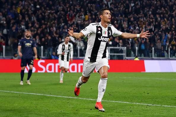 5. Cristiano Ronaldo (Juventus) – 6 goals in 9 mat