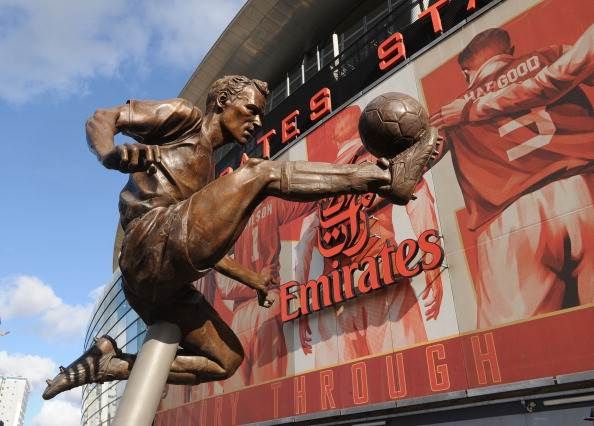 Dennis Bergkamp (statue location: Emirates Stadium