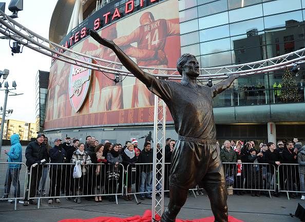 Tony Adams (statue location: Emirates Stadium)