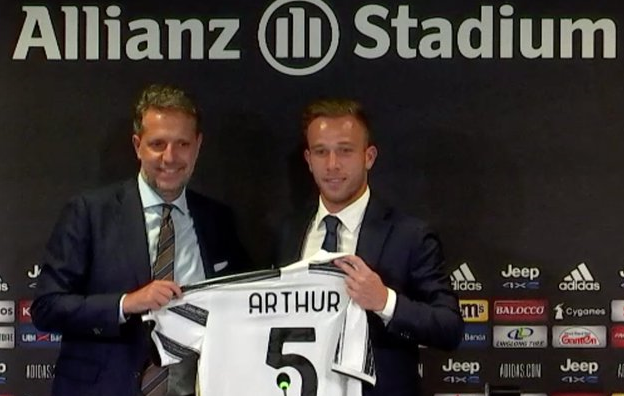 2) Arthur (FC Barcelona to Juventus) – €72 million