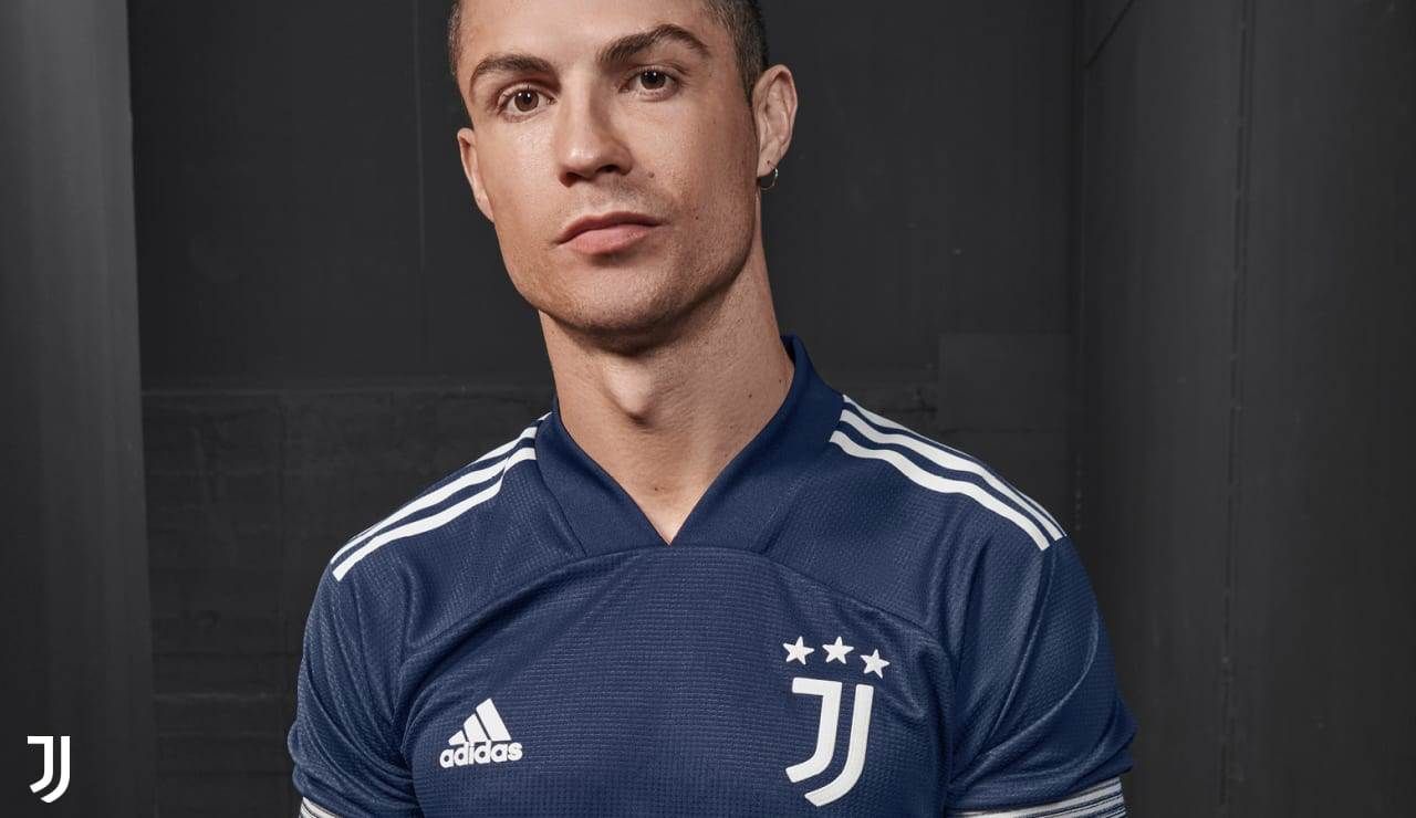 Juventus' 2020/21 away kit 