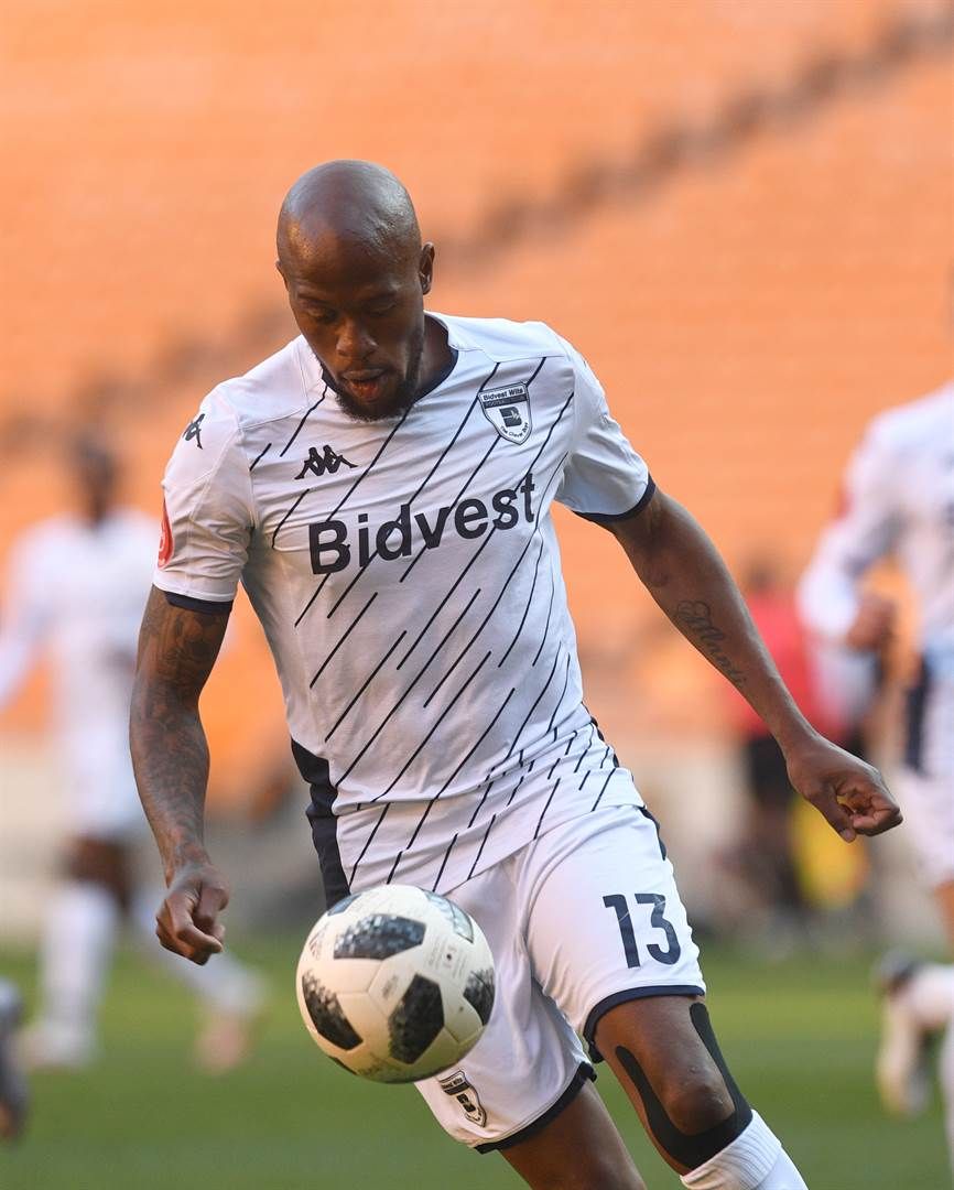 Sifiso Hlanti - Linked with Chiefs and a decision 