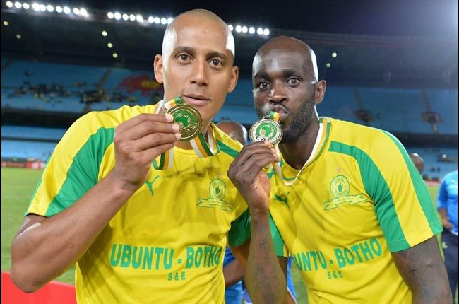 Legends' Contributions - Mamelodi Sundowns Fans Bid Farewell To Wayne Arendse & Anthony Laffor