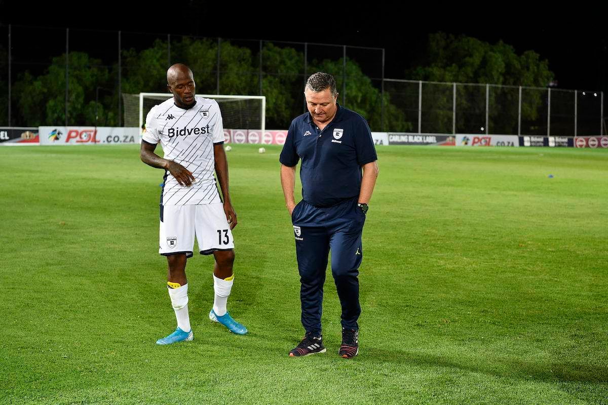 Sifiso Hlanti set to reunite with Gavin Hunt at Ch