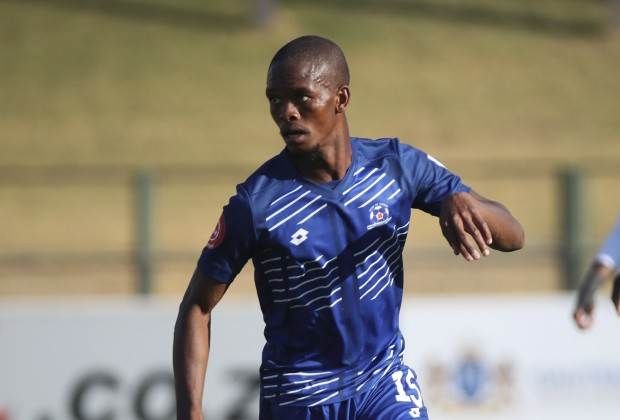 Chiefs missed out on Phumlani Ntshangase after he 