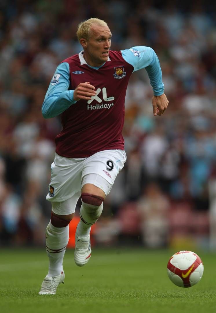 Dean Ashton - Retired at 26