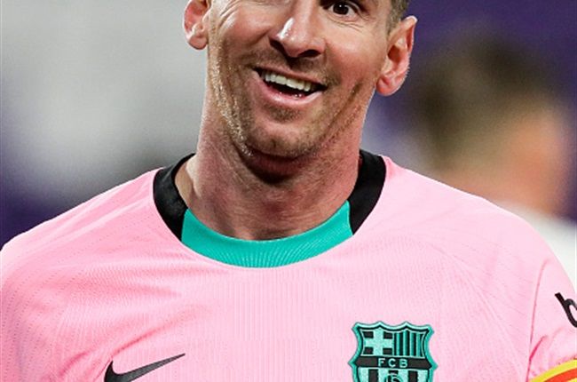 Santos Release Statement Claiming Lionel Messi Is Still Behind Pele