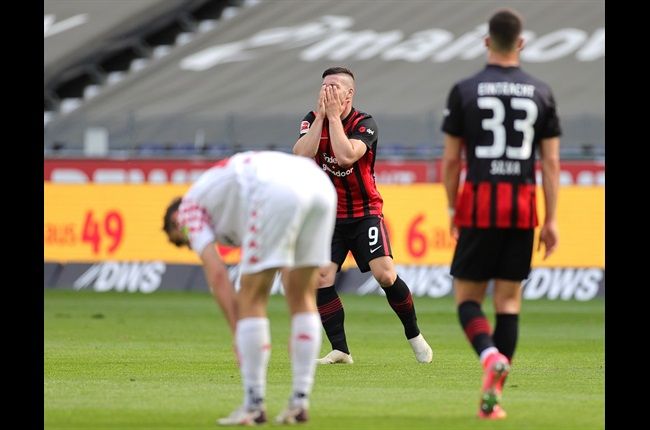 Bundesliga Wrap: Mainz Dent Eintracht Frankfurt's Top-Four Push