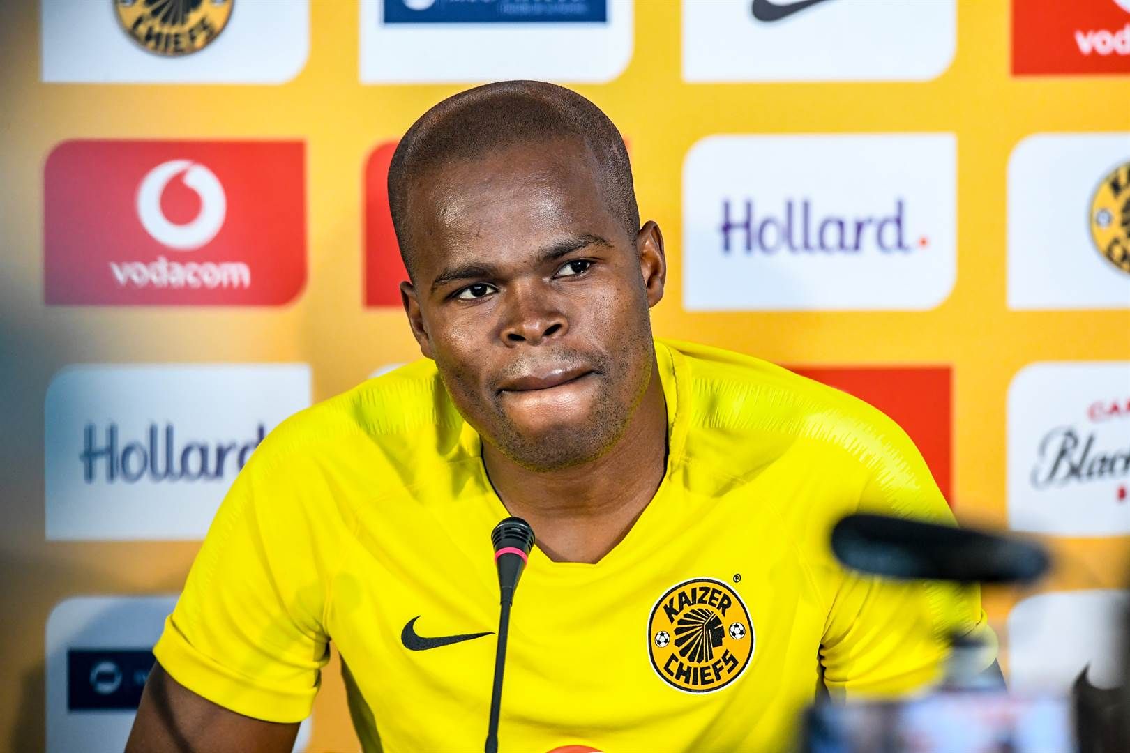 10.	Willard Katsande 425 k €  (±R7.2m)