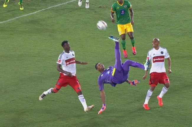 TBT - When Oscarine Rocked The World Of Football