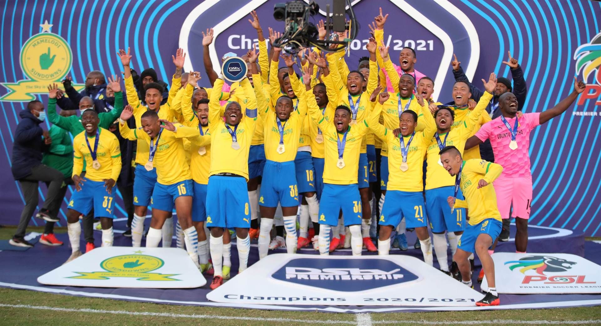 Sundowns players celebrate winning the DSTV Premie