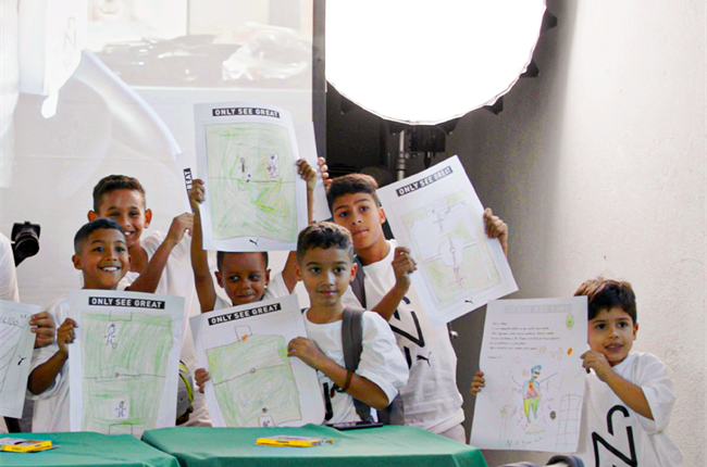 Neymar Jr. Inspires Children From Brazil With Incredible Surprise