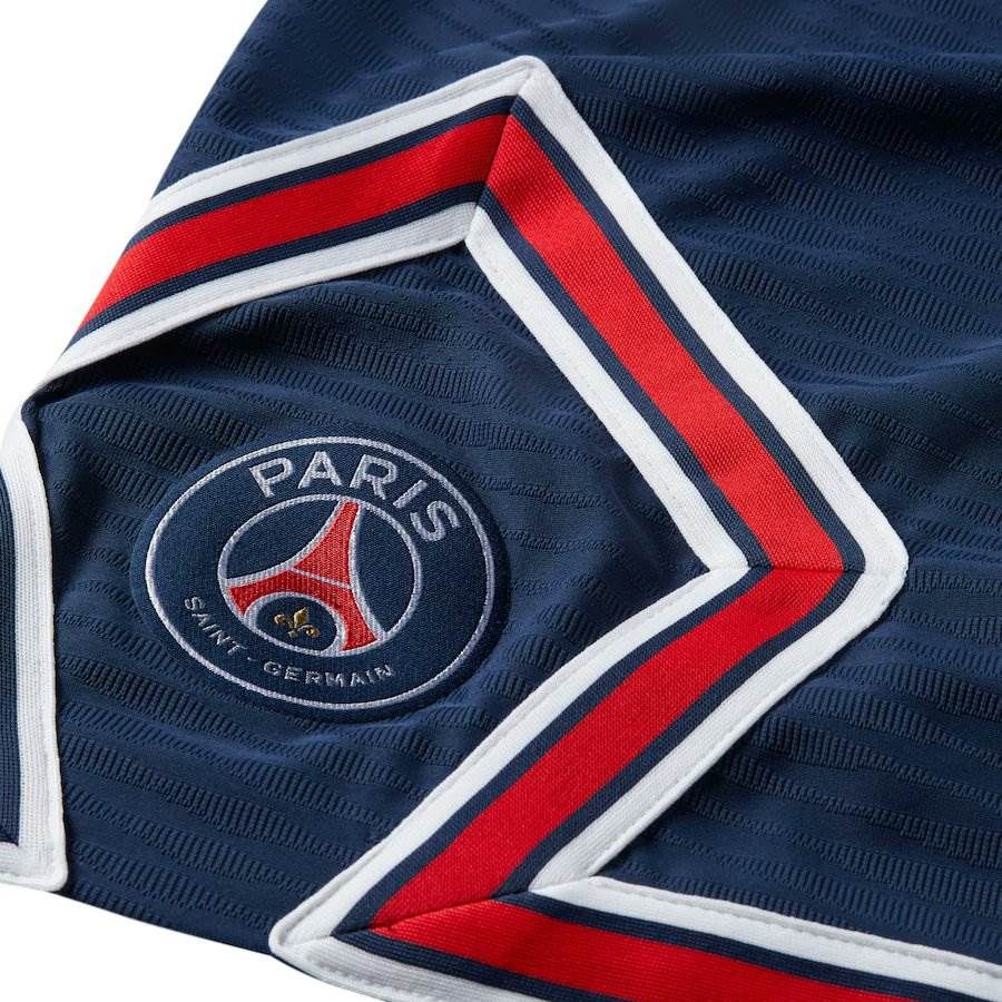 New Paris Saint-Germain 2021/22 home kit