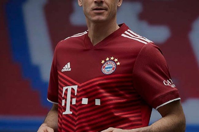 Gallery: Bayern Munich & Borussia Dortmund Unveil New Kits