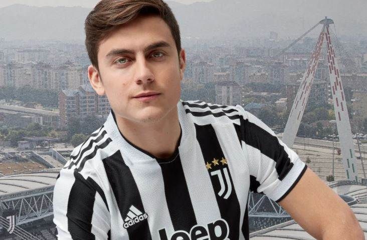 Juventus 2021/22 home shirt 