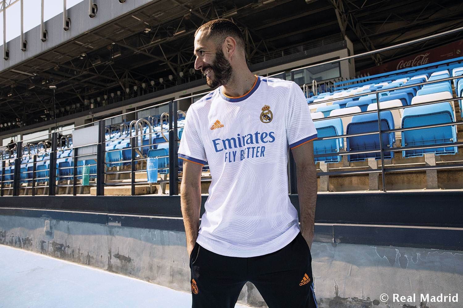 Real Madrid's 2021/22 home shirt 