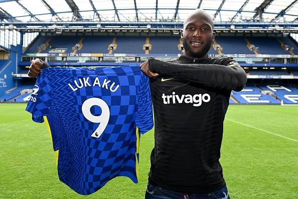 6 - Romelu Lukaku  (Chelsea)  - £325,000 a week