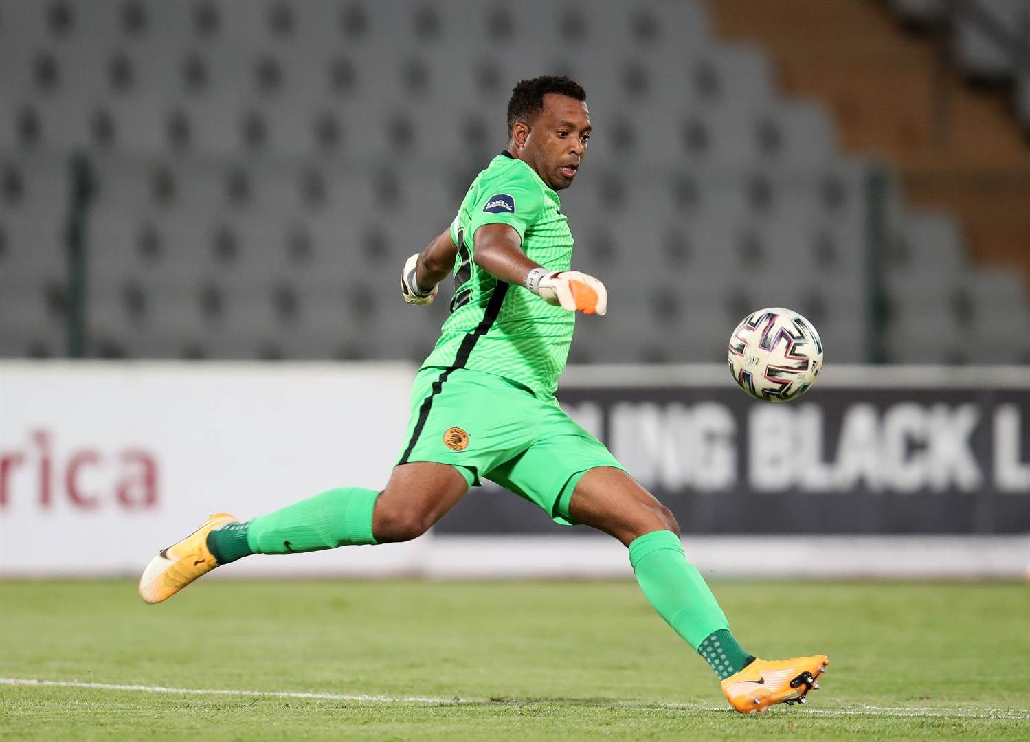 Itumeleng Khune 