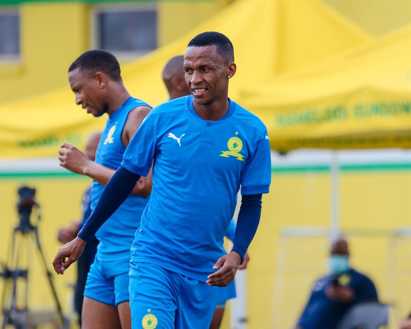 Surprise Ralani was confirmed by Sundowns. Image b