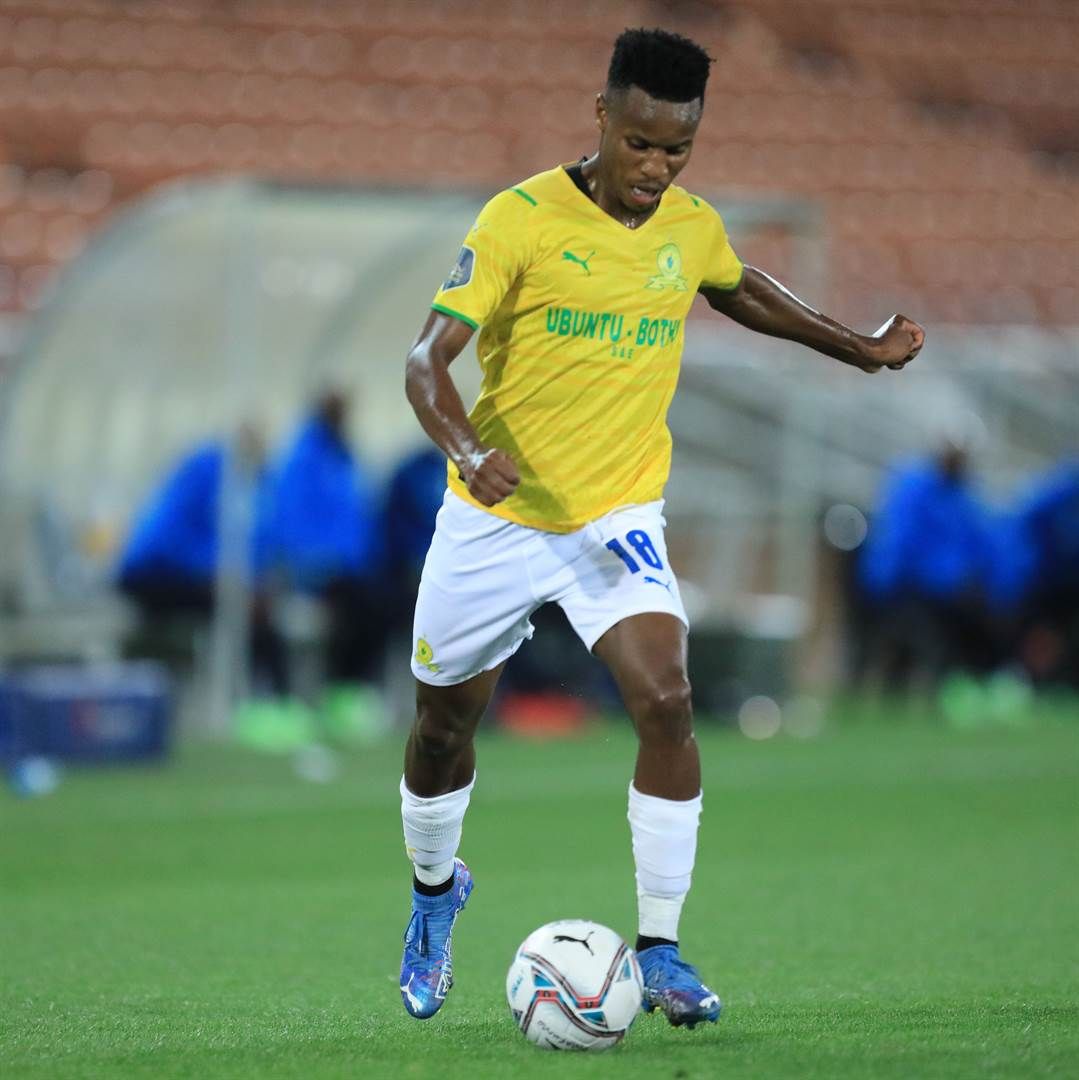 Themba Zwane - LW  