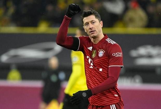 ST - Robert Lewandowski (Bayern Munich)