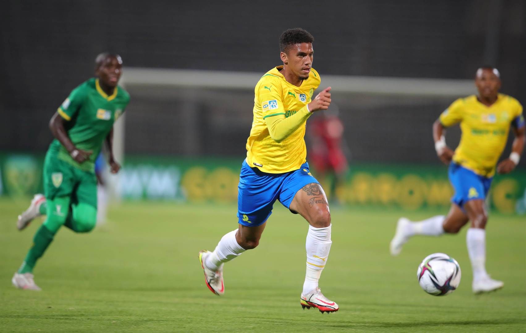 Rushine De Reuck - CB 