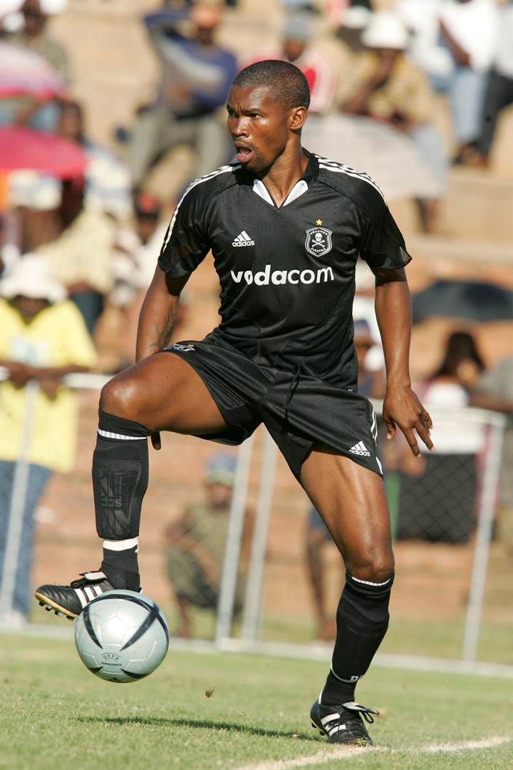 Themba Mnguni 