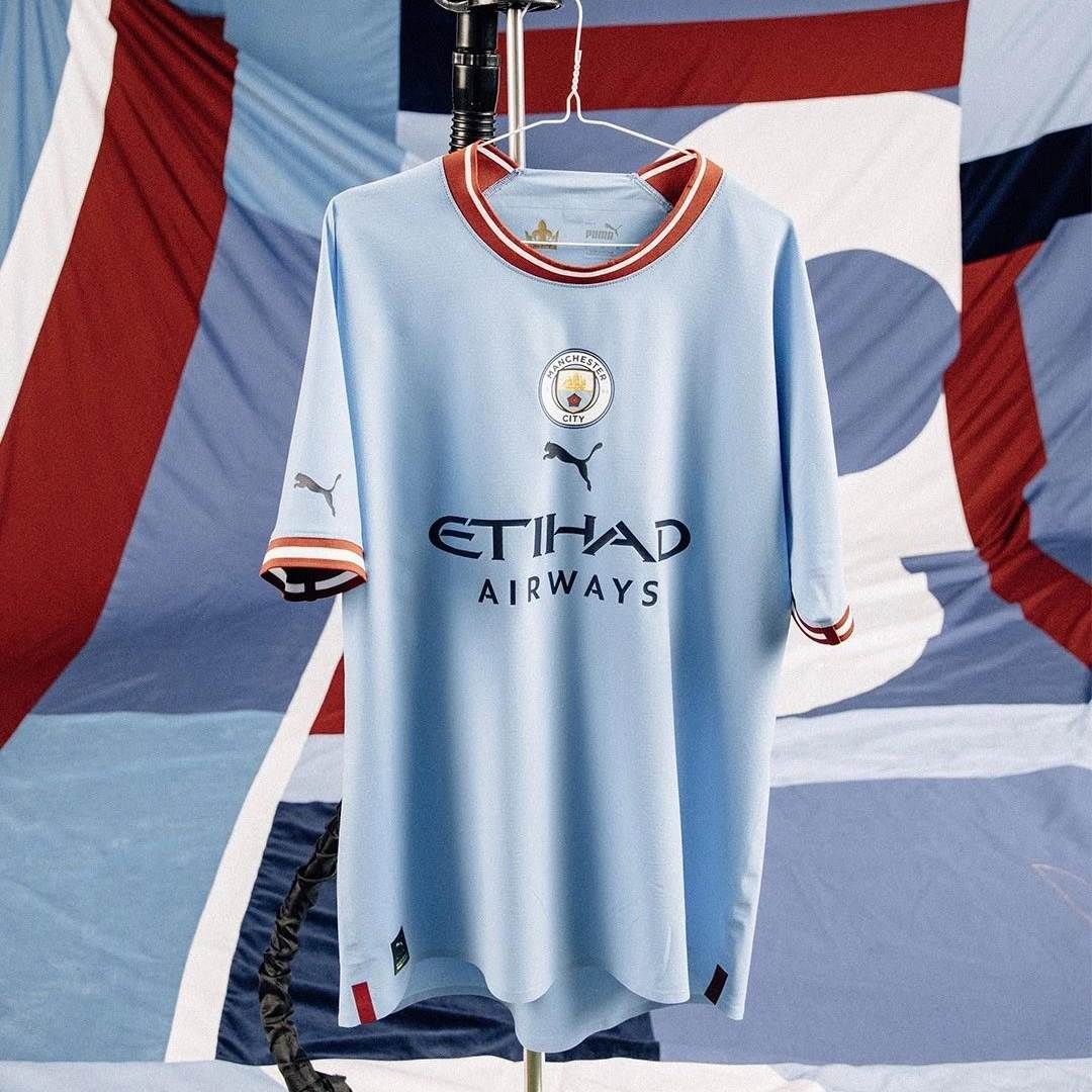 Manchester City 2022/23 home shirt 