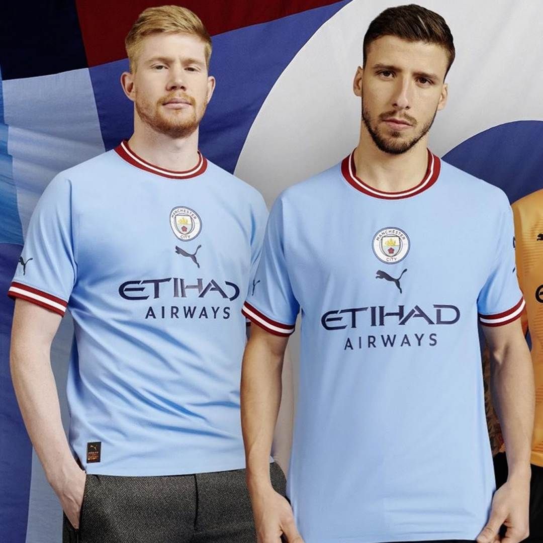 Manchester City 2022/23 home shirt 
