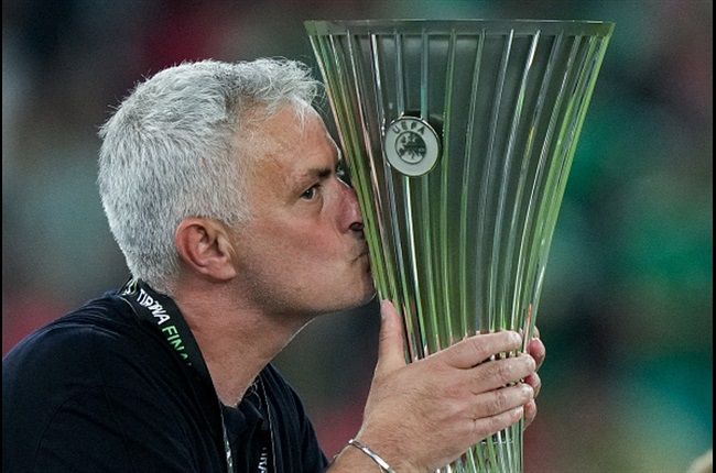 Jose Mourinho's Stance On Paris Saint-Germain Links Revealed?