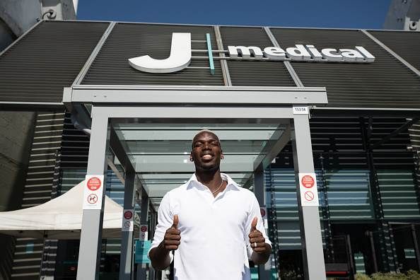 Paul Pogba arrives for Juventus medical 