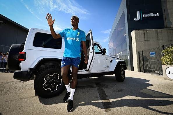 Paul Pogba arrives for Juventus medical 