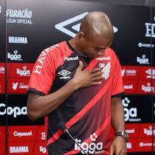 Fernandinho – has joined Athletico Paranaense on a