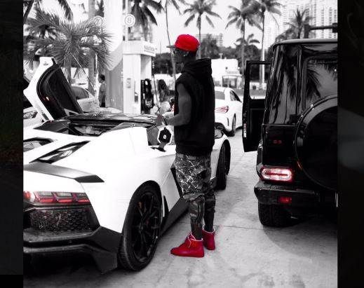 Lamborghini Aventador - R8 million