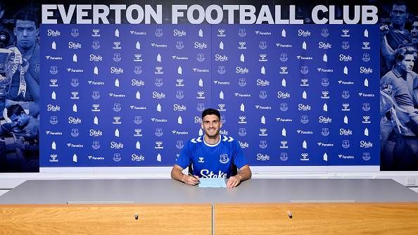 Ruben Vinagre (joined Everton on loan from Sportin