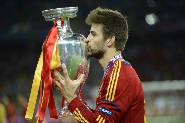7. Gerard Pique (35 trophies)