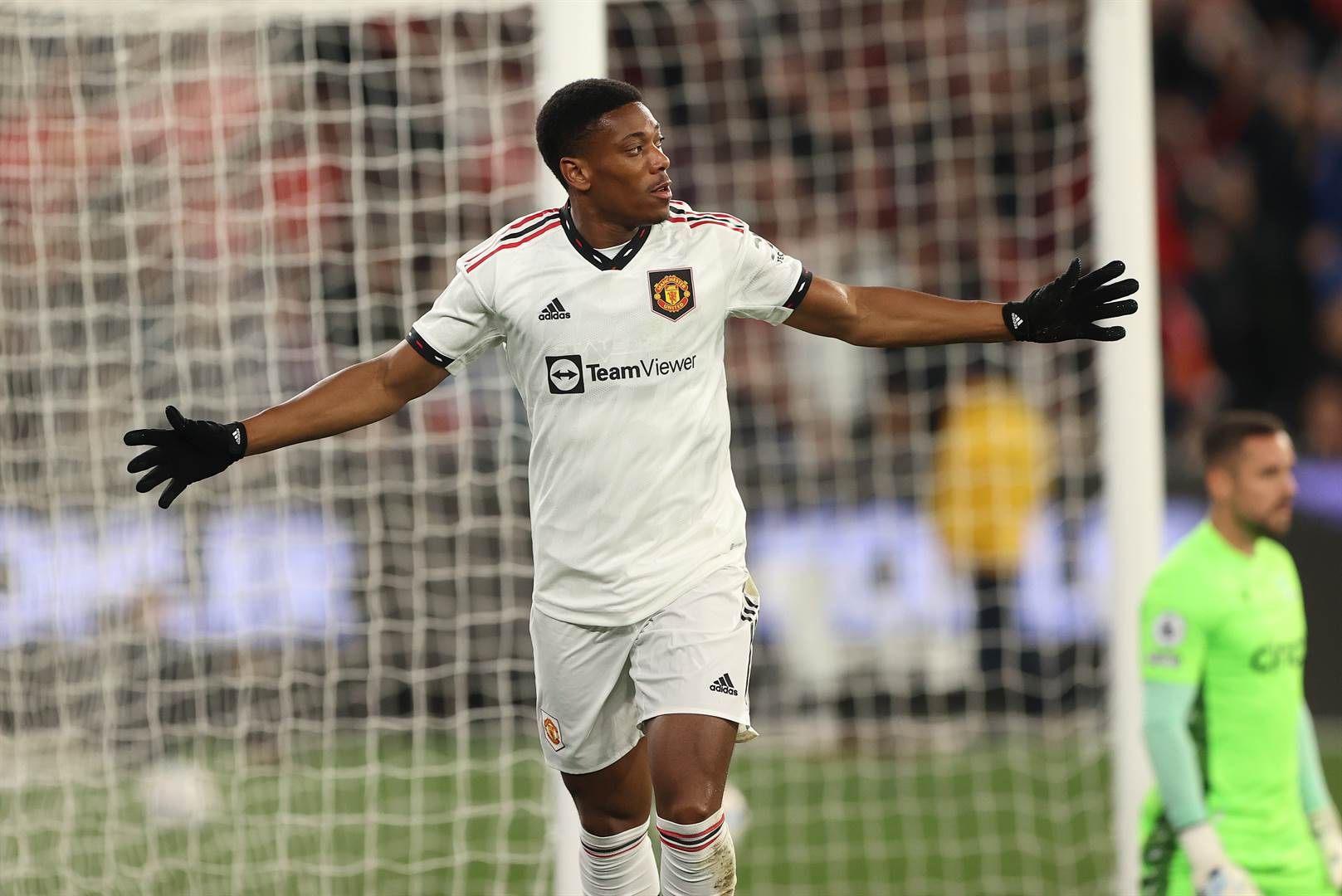 6. Anthony Martial - £250 000 per week