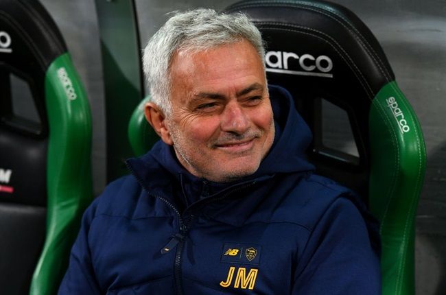 Two High-Profile Nations 'Battling' For Mourinho's Signature