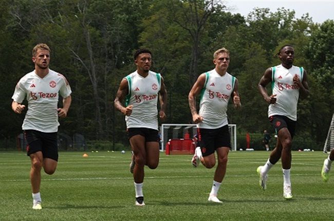 Man Utd Player 'In Talks' To Leave Club